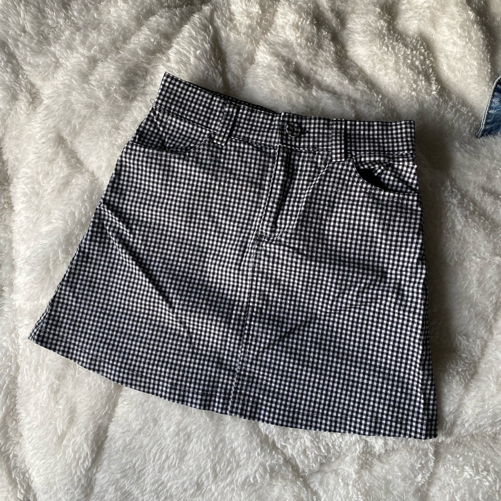 brandy melville skirt